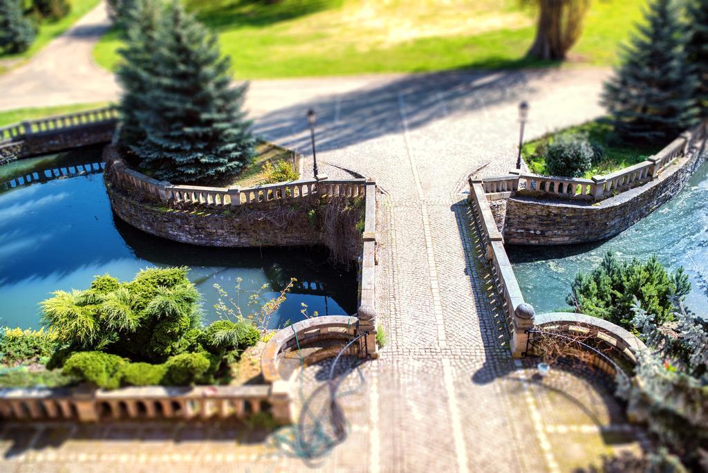Boutique Palac Warmatowice Sienkiewiczowskie Легница Экстерьер фото